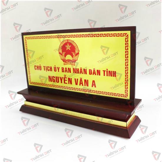 Biển chức danh gỗ đồng